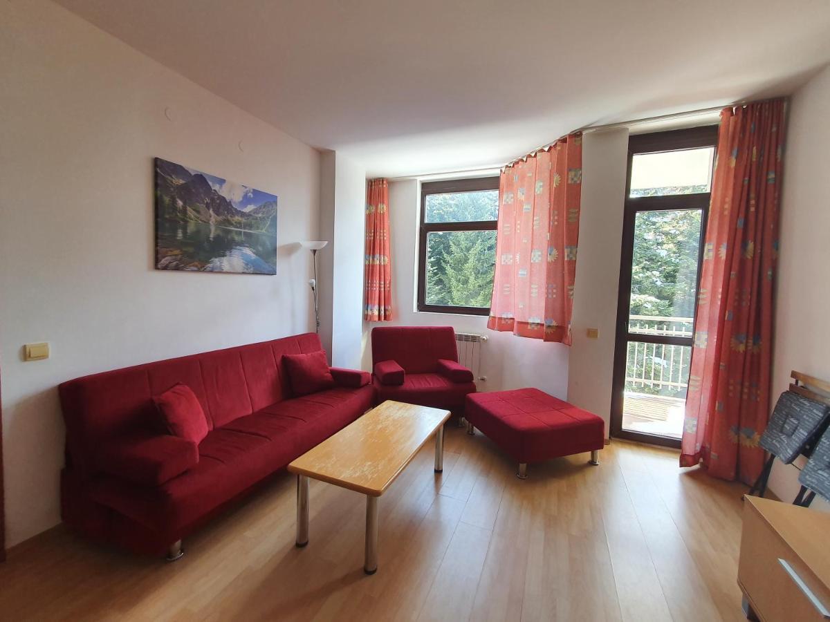 Flora Apartments Tmf بوروفتس المظهر الخارجي الصورة