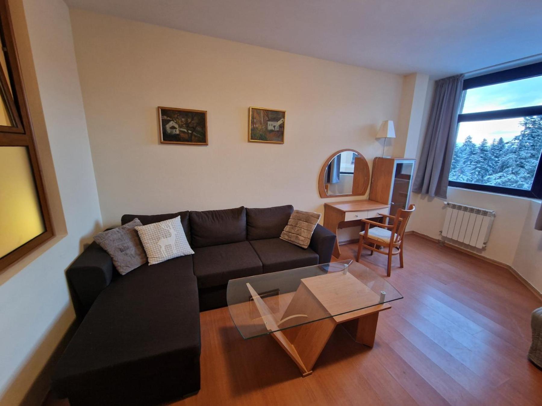 Flora Apartments Tmf بوروفتس المظهر الخارجي الصورة