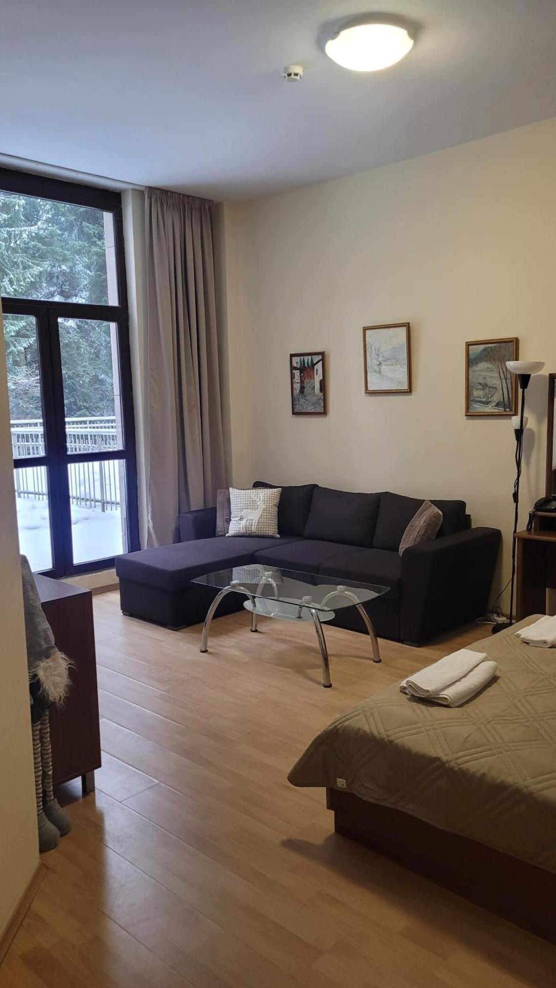 Flora Apartments Tmf بوروفتس المظهر الخارجي الصورة