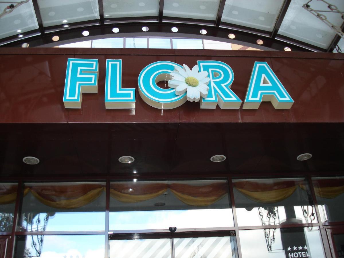 Flora Apartments Tmf بوروفتس المظهر الخارجي الصورة